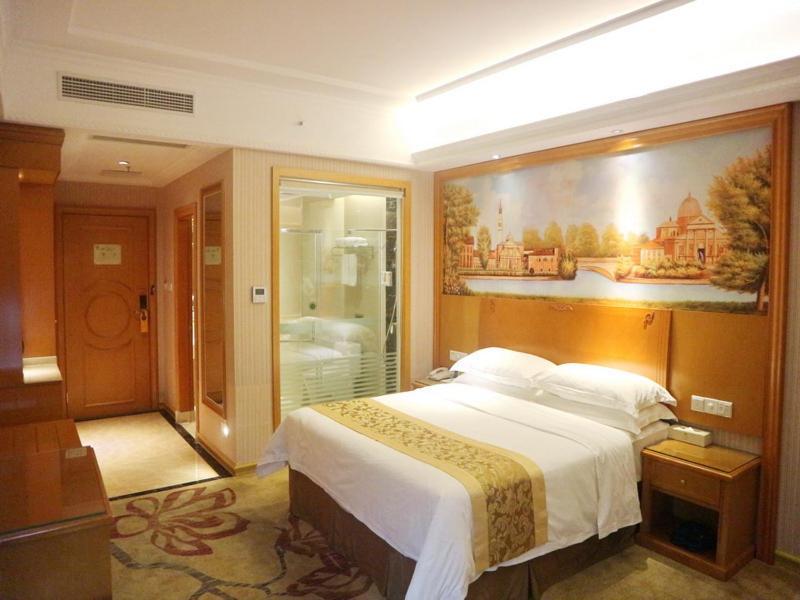 Vienna Hotel Hainan Oriental Avenue Dongfang Extérieur photo